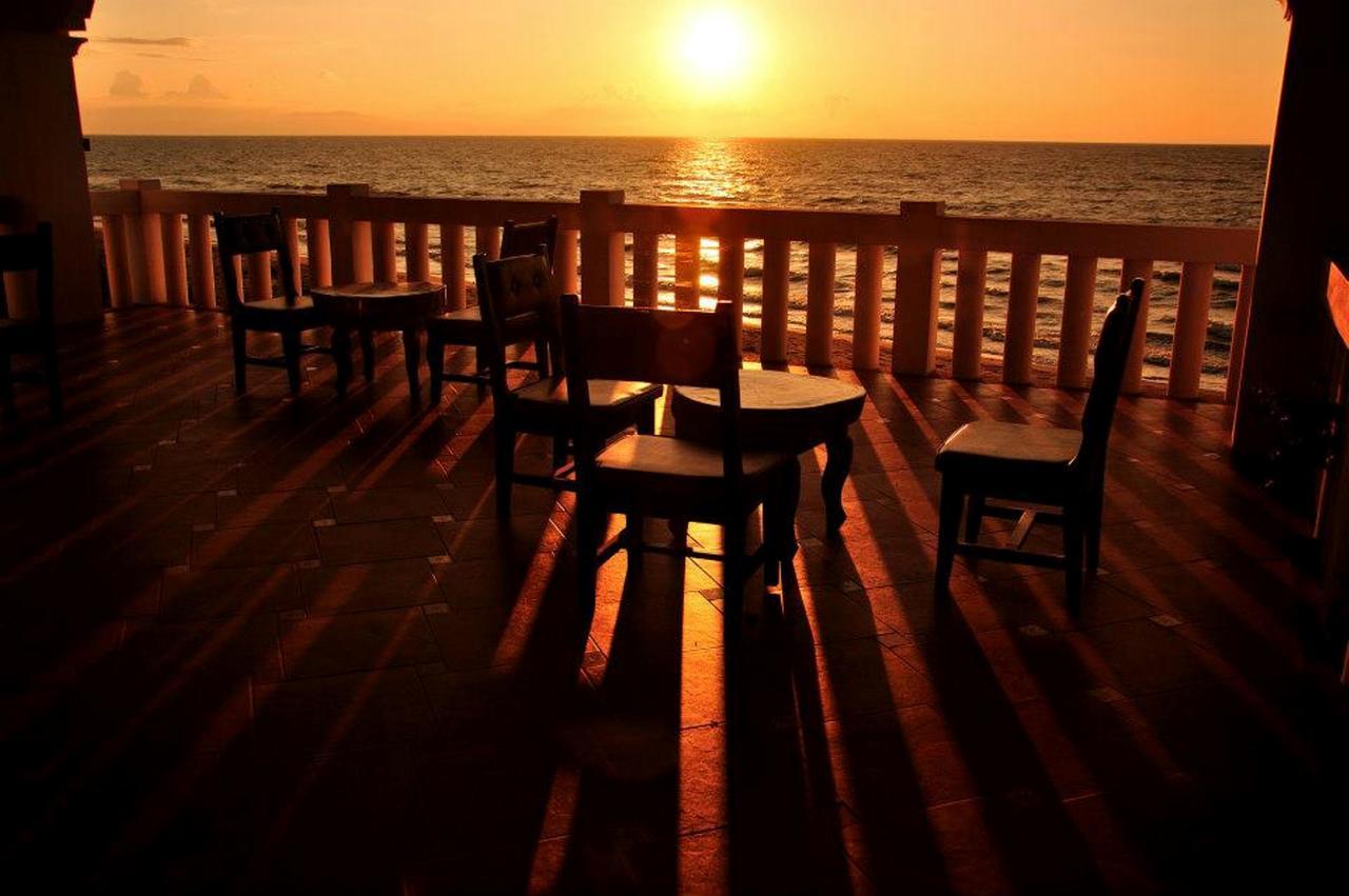 Happy Ripples Beach Resort Mabilao Dış mekan fotoğraf